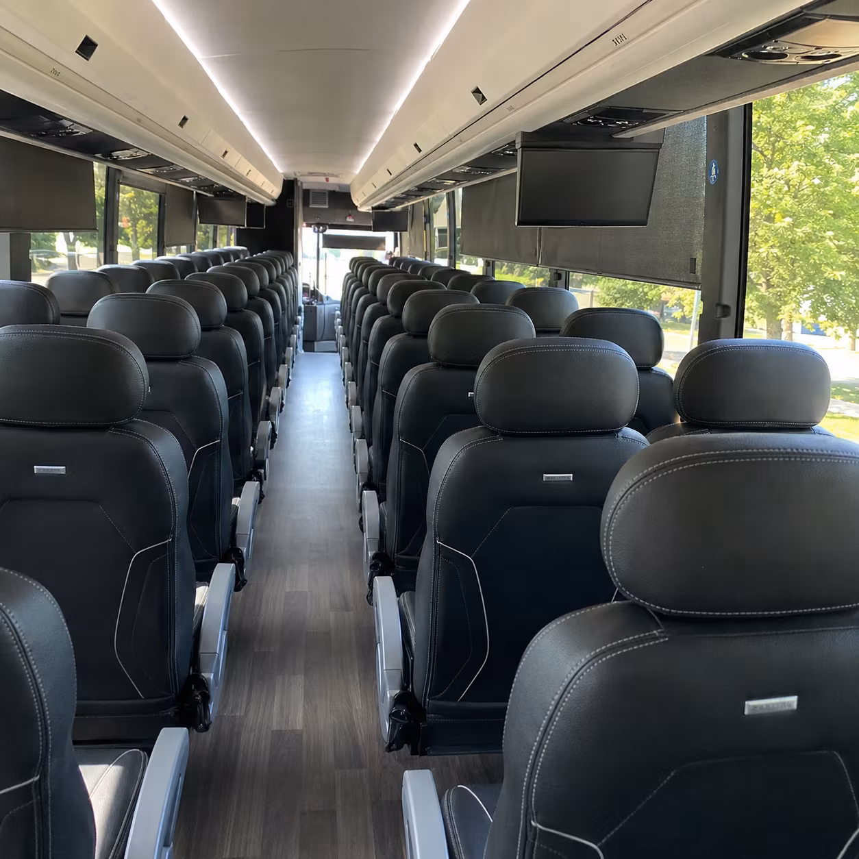 charter bus transfers from porterville to fresno yosemite international airport fat