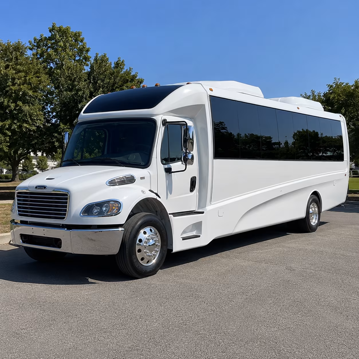 porterville 18 passenger minibus