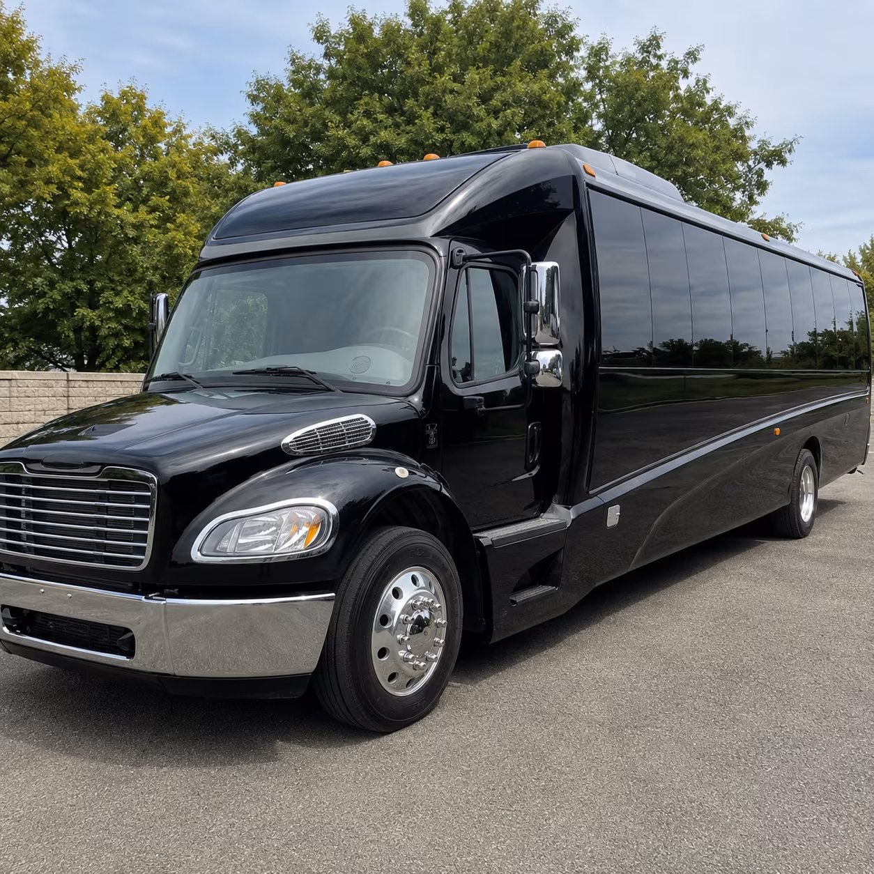 porterville 28 passenger minibus