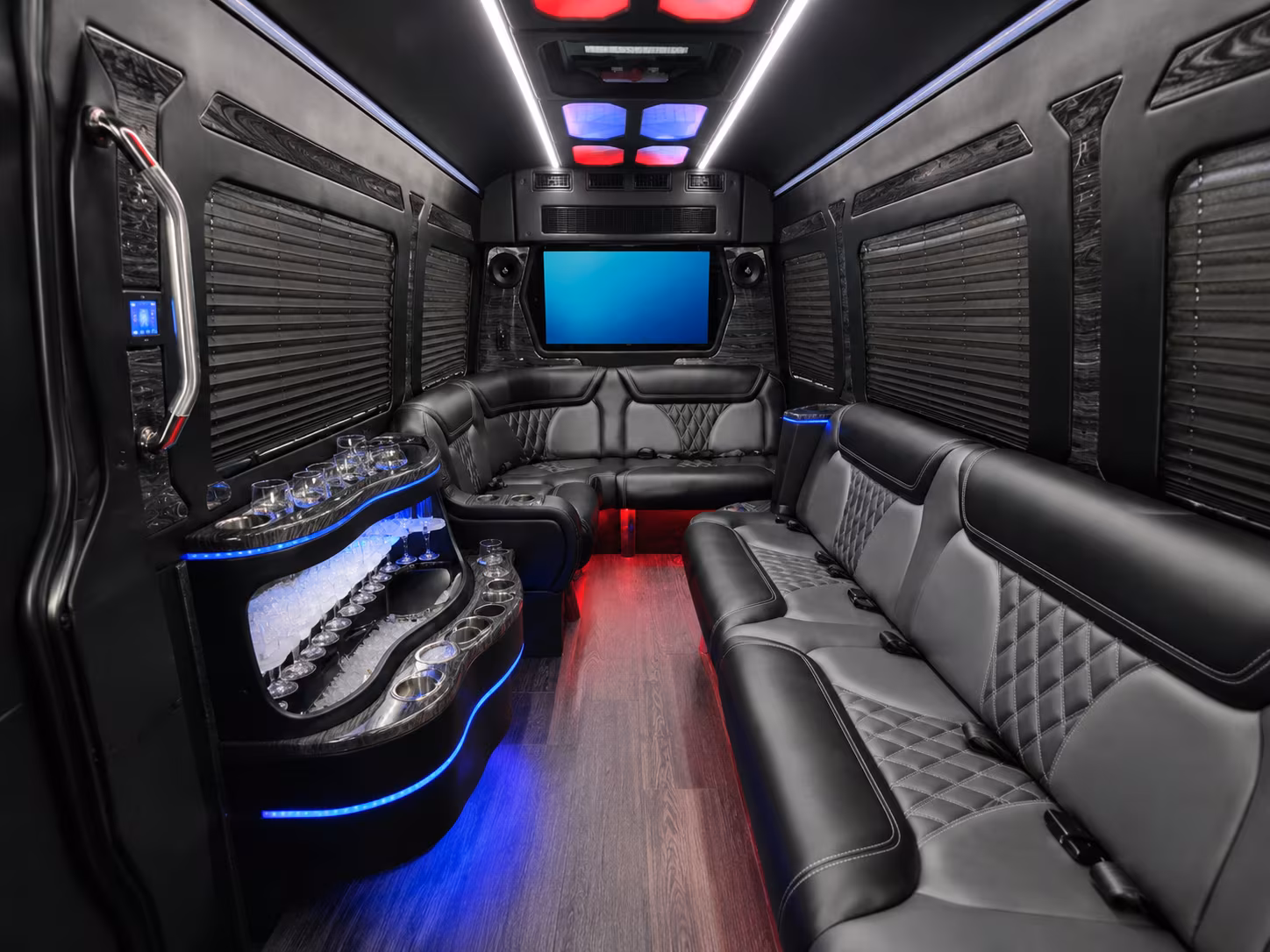 porterville 30 passenger party bus